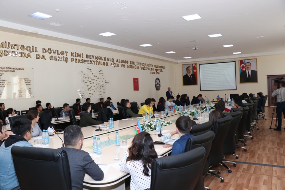AzTU Nabranda konfrans keçirdi -FOTO